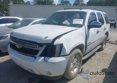 2009 Chevrolet Tahoe Ltz z USA, uszkodzony, nr VIN 1GNFK33069J126508